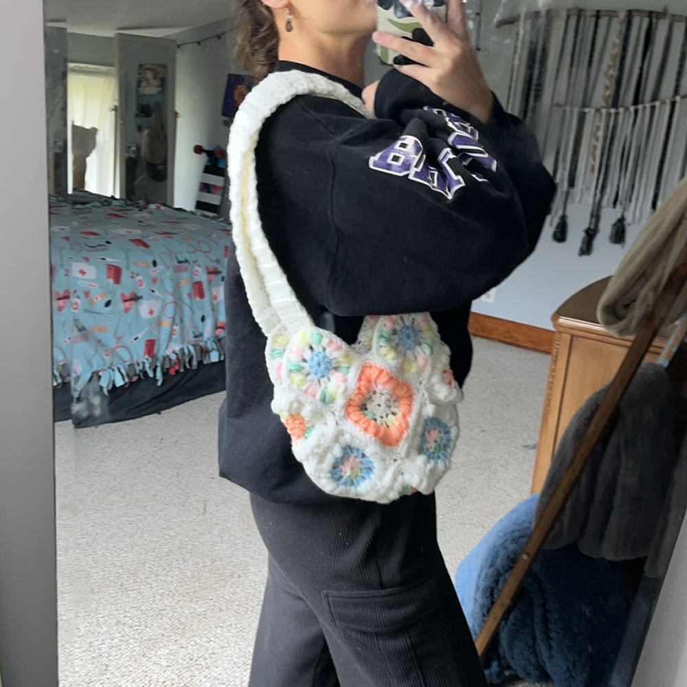 Crochet Purse - Picture 3 of 5